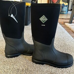 Brand new Chore muck boots. Men’s size 9 women’s 10